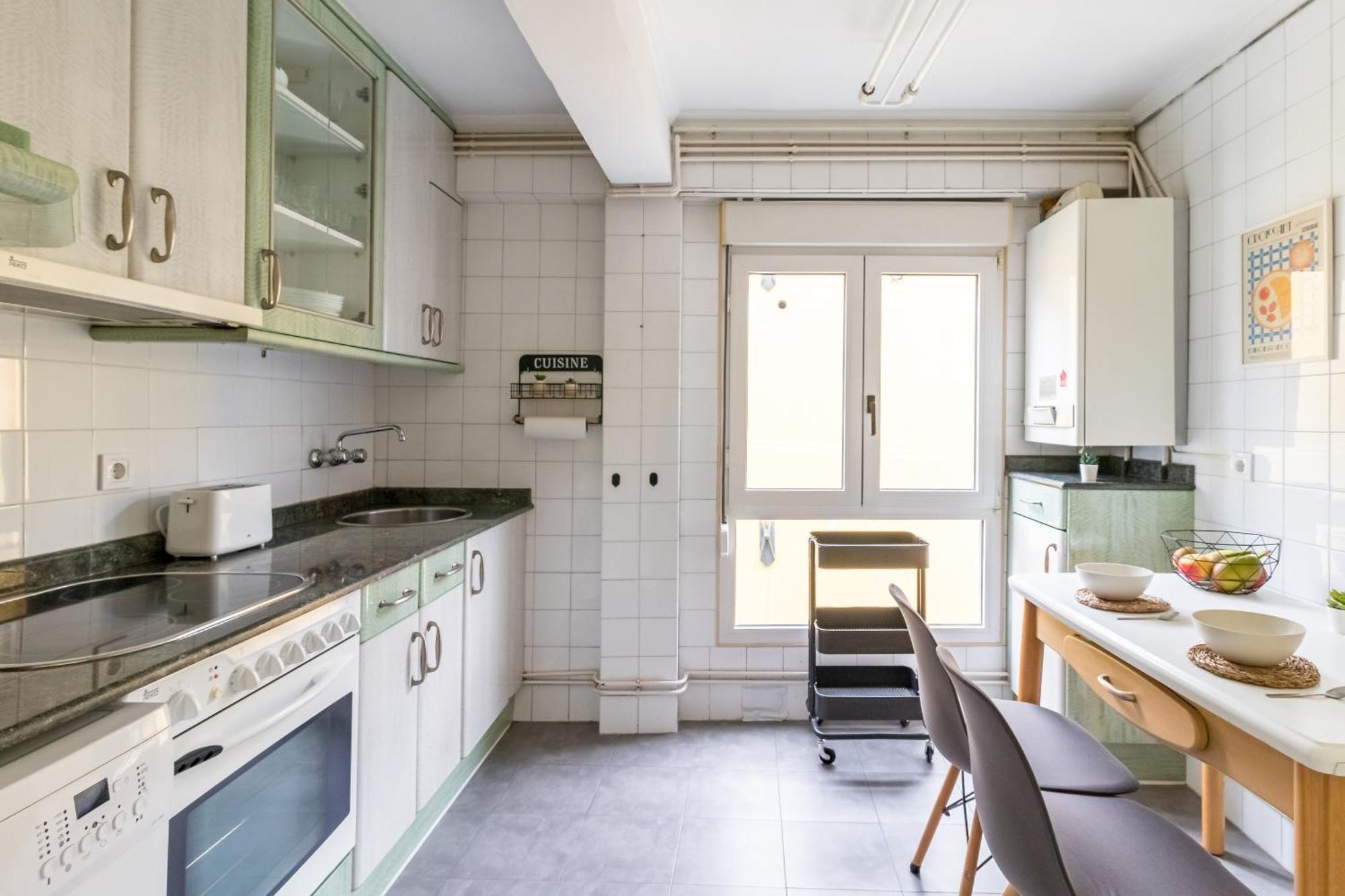 Moderno Apartamento En Pleno Centro Santander Eksteriør billede